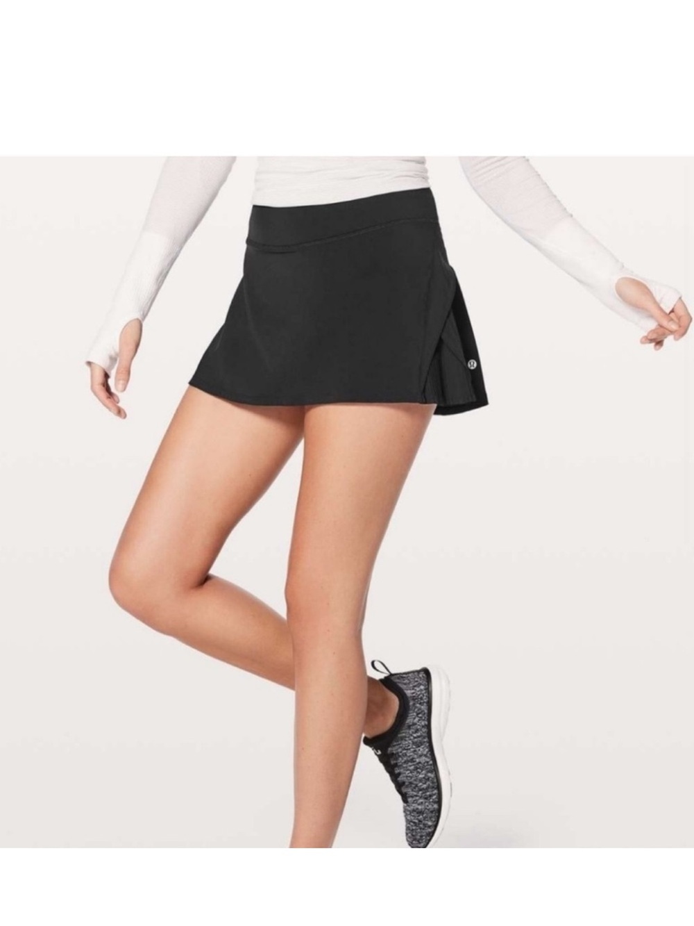 Lululemon Black Play Off the Pleats Tennis Pickleball Skort Skirt Size 12